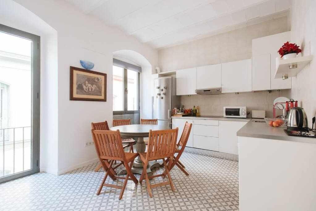 Apartamento Con Parking Jesus Del Gran Poder เซบีญา ภายนอก รูปภาพ
